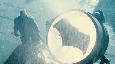 Трейлер цифровой версии фильма "Бэтмен против Супермена: На заре справедливости"