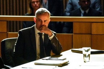 Звезда телефраншизы "CSI" Уоллес Лэнгэм получил роль в сериале "Перри Мэйсон"
