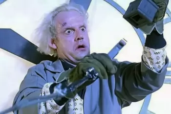 Экономия бюджета спасла "Назад в будущее" от ядерного взрыва