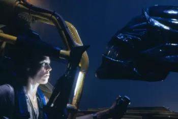 Сигурни Уивер рассказала о культовой фразе из фильма "Чужие"