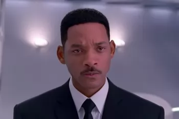 Sony разрабатывает новый фильм серии "Люди в черном"