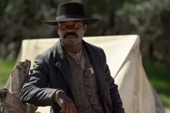 Дэвид Ойелоуо сыграет Джона Сильвера в "Острове сокровищ"