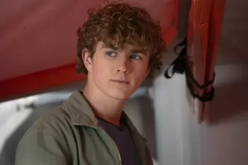 Исполнитель роли Перси Джексона пропустит выпускной из-за угроз фанаток