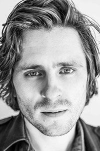 Сверрир Гуднасон / Sverrir Gudnason