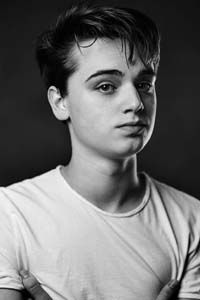 Дин-Чарльз Чепмен / Dean-Charles Chapman