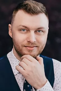 Евгений Ребров