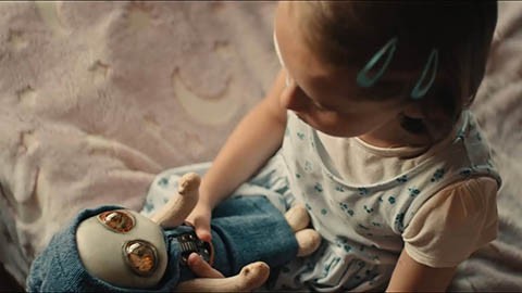 Трейлер российского фильма „Кукольник“