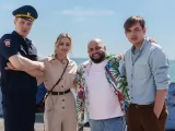 Превью кадра #240726 из сериала "Солнце, море, два ствола"  (2024)