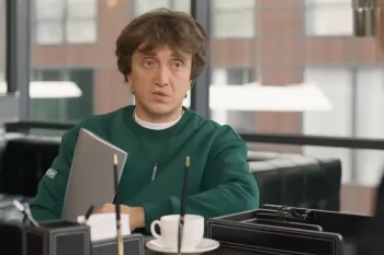 Комик Денис Дорохов появится в сериале "СашаТаня"