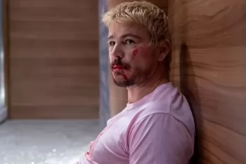 Джош Хартнетт сразится с морским монстром в сериале Netflix