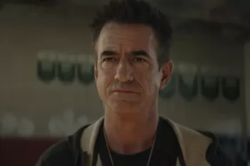 Актер Дермот Малруни разводится с женой и требует алименты