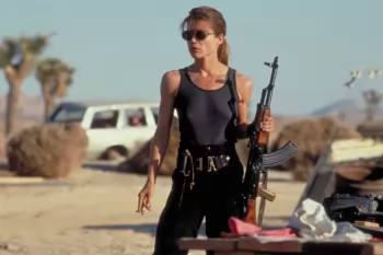 Линда Хэмилтон покончила с Сарой Коннор из "Терминатора"