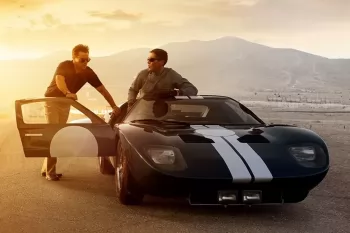 Брэд Питт объяснил отказ Тома Круза от "Ford против Ferrari"