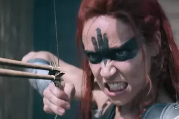 Знаменитый бикини и кровавые битвы в трейлере "Рыжая Соня"