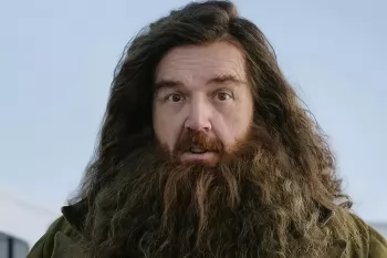 Создатели сериала "Гарри Поттер" показали нового Хагрида