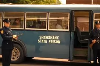 В приквеле к "Оно" есть связь с повестью Стивена Кинга о Шоушенке