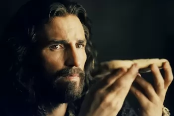 Сиквел "Страстей Христовых" Мела Гибсона разделен на две части