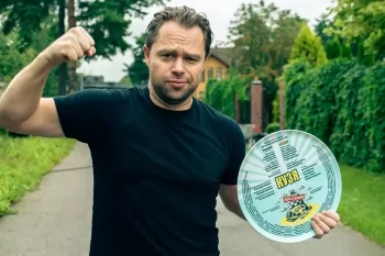 Анонсирован спин-офф сериала "Универ" про Кузю