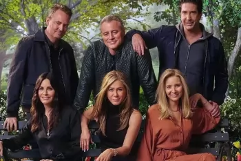 Дженнифер Энистон оплакивала Мэттью Перри еще до его смерти