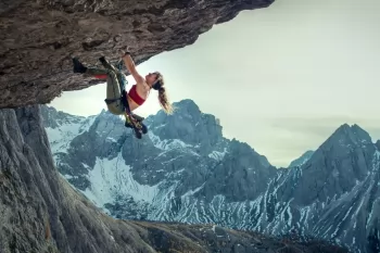 У перезапуска боевика "Скалолаз" будет сиквел