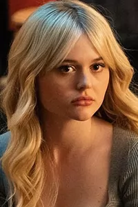 Эмили Элин Линд (Emily Alyn Lind) Эмили Элин Линд (Emily Alyn Lind)