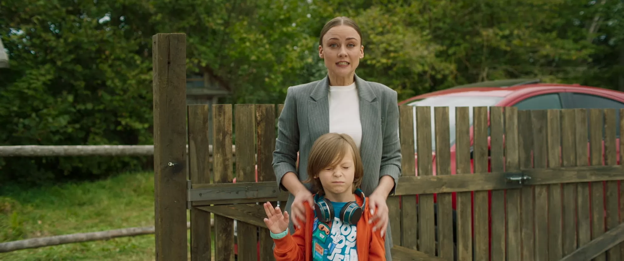 Фильм На деревню дедушке (2025). Кадр N260308