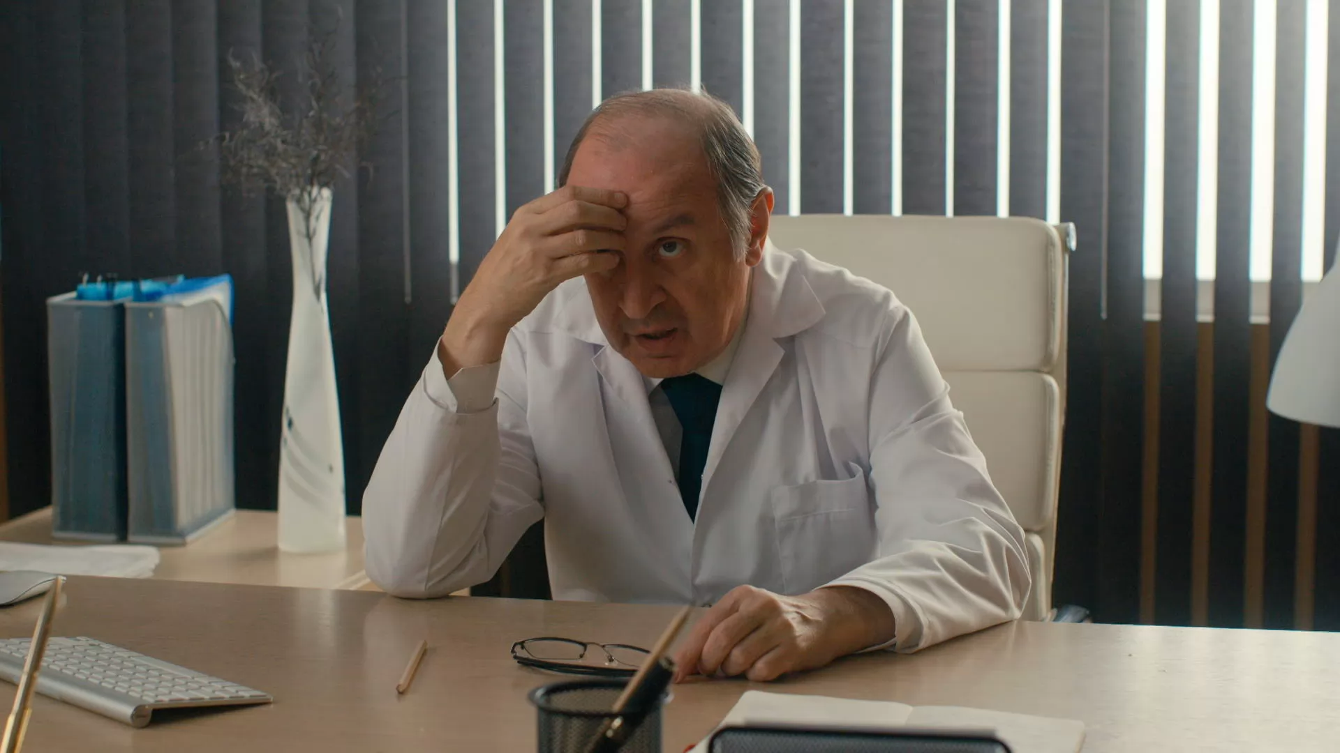 Сериал Акушер (2023-2025). Кадр N266723