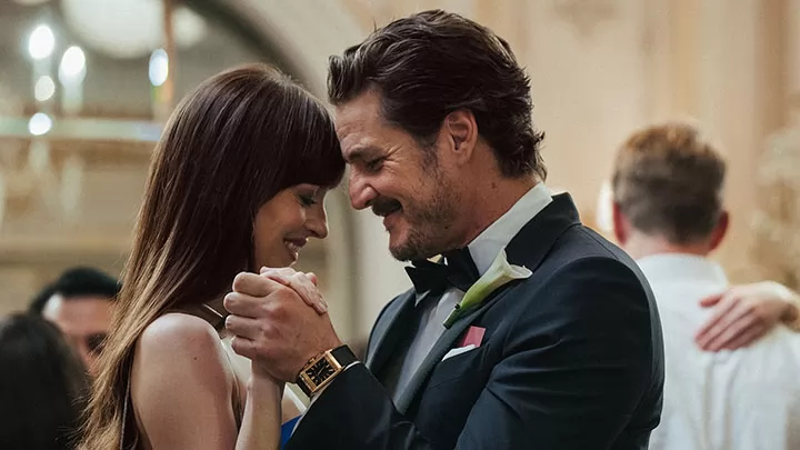 Педро Паскаль и Дакота Джонсон во втором дублированном трейлере фильма "Материалистка"