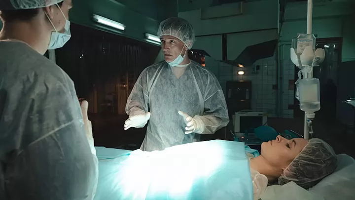 Трейлер российского сериала "Хирург"