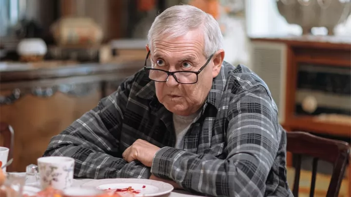 Трейлер сериала "Кузнецовы ТВ" с Юрием Стояновым