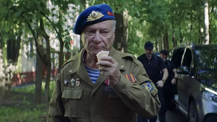 Сергей Шакуров в трейлере российского фильма "За Палыча! 2"