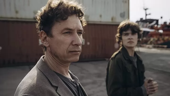 Александр Яценко в трейлере российского сериала "Обнальщик"