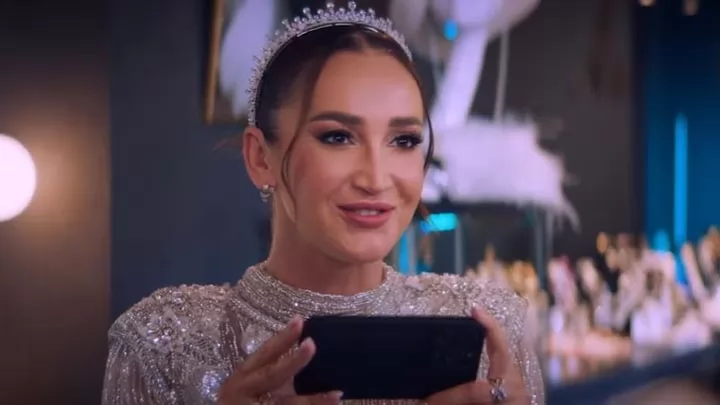 Ольга Бузова в трейлере фильма Равиоли Оли