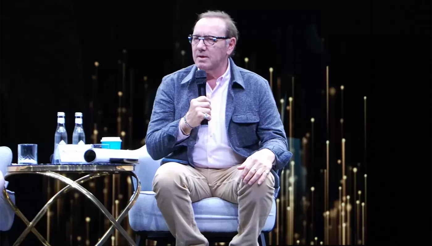 Кевин Спейси уладил все споры с обвинителями в домогательствах