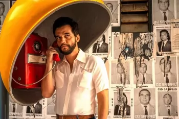 Стивен Содерберг пообещал "много ИИ" в фильме с Вагнером Моура