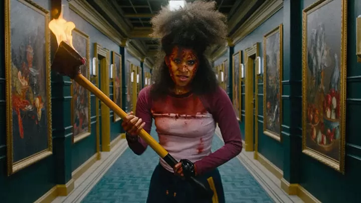 Том Фелтон и Зази Битц в трейлере фильма Они убьют тебя