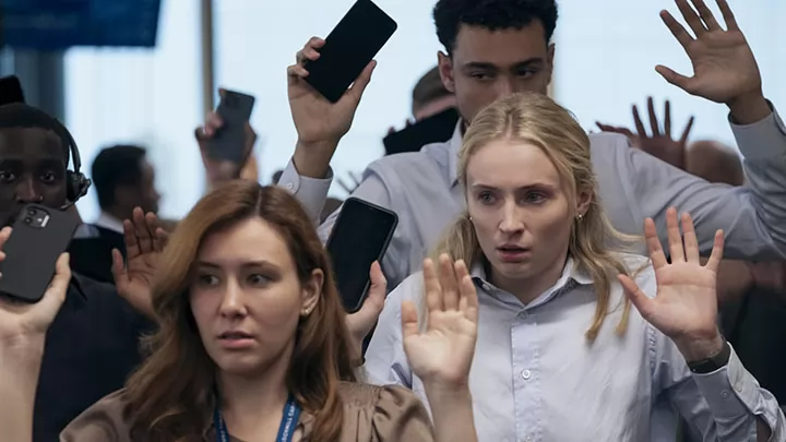 Софи Тернер в трейлере сериала Ограбление