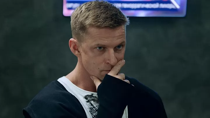 Роман Курцын в трейлере российского фильма Аэропорт