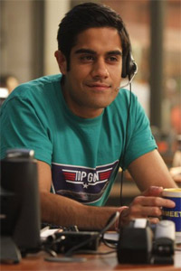 Саша Дхаван (Sacha Dhawan)